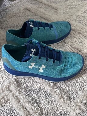Women’s under armour sling ride speed form shoes size 7.5